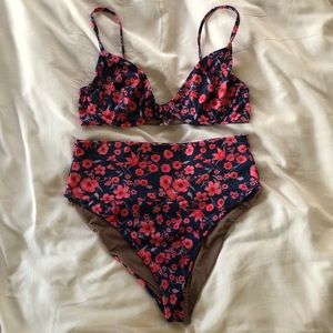 acacia swim poppy set
